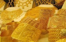 স্বর্ণের দাম ভরিতে ১৫১৬ টাকা কমলো