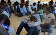 লিবিয়ায় আটক ৪০০০ অভিবাসী