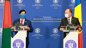 বাংলাদেশকে ২ লাখ অ্যাস্ট্রাজেনেকার টিকা দেবে রোমানিয়া