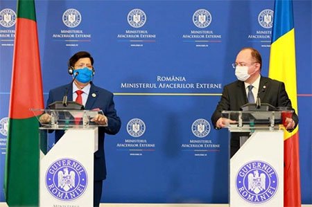 বাংলাদেশকে ২ লাখ অ্যাস্ট্রাজেনেকার টিকা দেবে রোমানিয়া