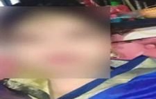 স্ত্রী স্বীকৃতির দাবিতে অনশনে অন্তঃসত্ত্বা তরুণী