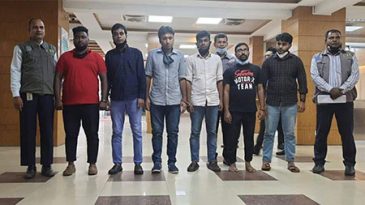 উইকম ডটকম ও থলে ডটকমের ৬ কর্মকর্তা গ্রেপ্তার