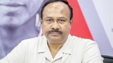 আ.লীগ-বিএনপির ওপর মানুষ বিরক্ত: মুজিবুল হক