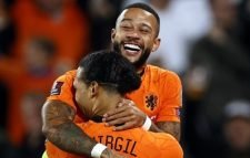 ডিপাইয়ের রেকর্ডের ম্যাচে ডাচদের গোলোৎসব