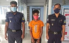 নানাকে হত্যা করে লাশ মেঝেতে পুঁতে রাখে নাতি