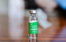 সেরাম ইনস্টিটিউটকে অনুমোদন, বাংলাদেশে ১০ লক্ষ ডোজ কোভিশিল্ড যাচ্ছে এই মাসেই