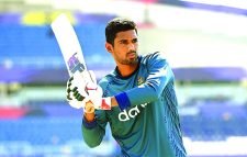 মাহমুদুল্লাহর ভাগ্য কোন পথে!