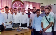 লালাবাজার ইউপি’র মেম্বার প্রার্থী ফখরুল ইসলামের মনোনয়নপত্র জমা