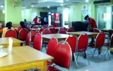 দ্রব্যমূল্য বাড়ায় বিপাকে রেস্তোরাঁ মালিকরা