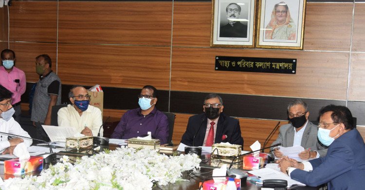 সরকারি হাসপাতালে ধারণক্ষমতার ৩ গুণ বেশি রোগী