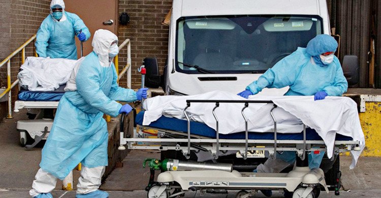 করোনায় বিশ্বে এক দিনে ৯ হাজার মৃত্যু