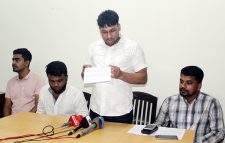 সিলেটে ছাত্রলীগের কমিটি বাতিল নাহলে বৃহস্পতিবার থেকে লাগাতার ধর্মঘট ও বিক্ষোভের ডাক 