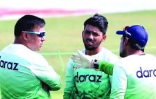 ‘কান বন্ধ’ রেখে কঠিন চ্যালেঞ্জে মুমিনুল