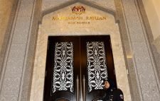 মালয়েশিয়ায় ফাঁসি থেকে বাঁচলেন গাঁজা পাচারের দায়ে অভিযুক্ত বাংলাদেশি ছাত্র