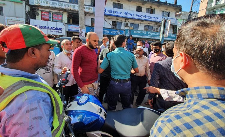 আম্বরখানায় দুই মোটরসাইকেল আরোহীকে ২ মাসের কারাদণ্ড