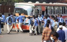 বাসে শিক্ষার্থীদের অর্ধেক ভাড়া কার্যকর