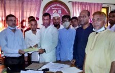 লালাবাজার ইউপি’র ৭নং ওয়ার্ডের মেম্বার প্রার্থী নজরুল ইসলামের মনোনয়নপত্র জমা