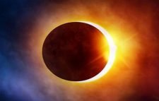 আজ চন্দ্রগ্রহণ শুরু হবে যখন