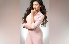 বিরতিতে অধরা