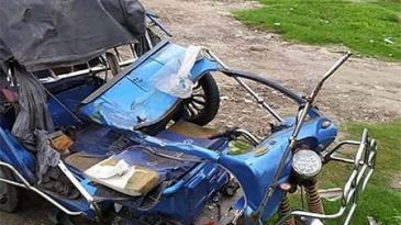 যশোরে ইজিবাইকে ট্রাকের ধাক্কা, নিহত ২