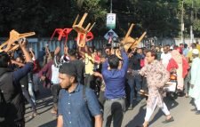 সিলেটে বিএনপির সমাবেশে চেয়ার ছুড়াছুড়ি