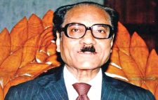 সাবেক রাষ্ট্রপতি সাহাবুদ্দীন আহমদ মারা গেছেন