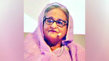 চলার পথ মসৃণ ছিল না