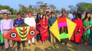 ঐতিহাসিক ৭ মার্চ উপলক্ষে মৌলভীবাজারে ঘুড়ি উৎসব অনুষ্ঠিত