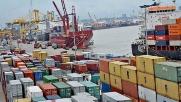 শঙ্কাতেও চাঙা রপ্তানি, উদ্বেগ মূল্যস্ফীতিতে