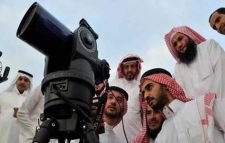 চাঁদ দেখা যায়নি, সৌদিতে ঈদ সোমবার