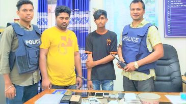 সিন্দুরখান রোড এলাকা থেকে মোবাইল চোর চক্রের দুই সদস্যকে গ্রেফতার
