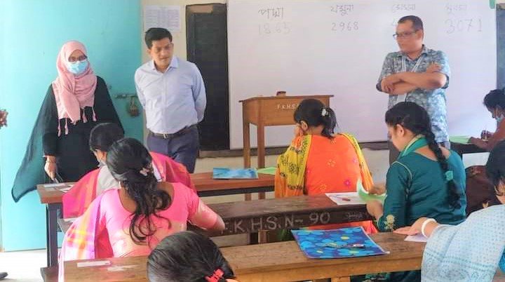 সহকারী শিক্ষক নিয়োগ পরীক্ষার মৌলভীবাজারে ১৯টি কেন্দ্রে পরিদর্শন জেলা প্রশাসক