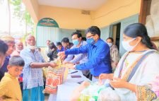 মৌলভীবাজারে ১ম পর্যায়ে ৭২ হাজার ৪২৬ পরিবার পেলেন টিসিবির পণ্য