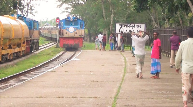 রেললাইনে অজ্ঞাত নারীর মরদেহ