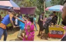 জাফলংয়ে নারী-পুরুষ পর্যটকদের উপর হামলা