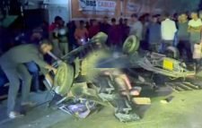 রংপুরে মাইক্রোবাস-মাহিন্দ্রা সংঘর্ষে নিহত ৫