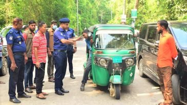 পর্যটকদের নিরাপত্তায় জেলা পুলিশের বিশেষ তৎপরতা
