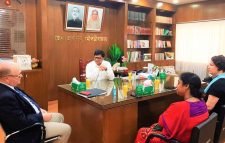 জেলা প্রশাসক এর সাথে  অস্ট্রেলিয়ার হাইকমিশনার এর সৌজন্য সাক্ষাৎ