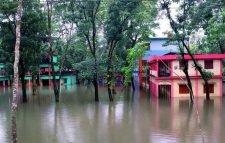 বন্যায় বন্ধ সিলেটের ৭ শতাধিক শিক্ষাপ্রতিষ্ঠান