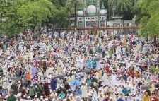 সিলেটে পবিত্র ঈদুল ফিতর উদযাপন