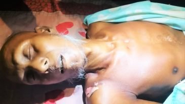 হাওরে ধান কাটতে গিয়ে বজ্রপাতে  কৃষকের মৃত্যু : আহত  দুইজন