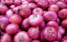কেজিতে ১০ টাকা বাড়ল পেঁয়াজের দাম