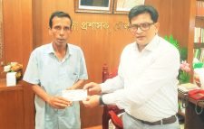  রোগাক্রান্ত দুই ব্যক্তিকে চিকিৎসা সহায়তা প্রদান