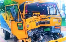 শ্রীমঙ্গলে দুই কাভার্ডভ্যানের সংঘর্ষে চালক নিহত