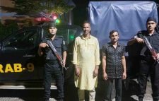 র‌্যাব-৯, সিলেট এর অভিযানে সিলেটের বিভিন্ন স্থান থেকে ১০০৭ পিচ ইয়াবা, ১০২ বোতল বিদেশী মদ এবং ৩২ কেজি গাঁজাসহ ০৩ জন মাদক ব্যবসায়ী গ্রেফতার