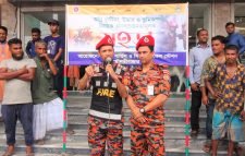 মৌলভীবাজারে অগ্নি, দুর্ঘটনা, উদ্ধার, ভূমিকম্প করনীয় বিষয়ে ফায়ার সার্ভিসের মহড়া