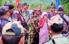 জুড়ীতে নিখোঁজ তরুণী ভারতে আটক বিজিবির কাছে হস্তান্তর