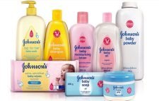 বিশ্ববাজারে জনসন বেবি পাউডার বিক্রি বন্ধের ঘোষণা