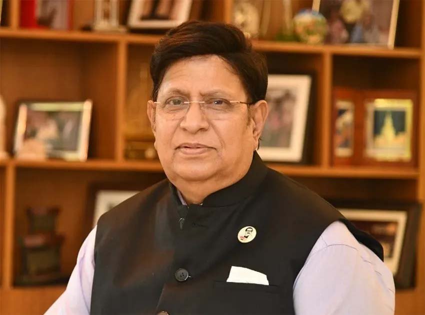 বাদ পড়লেন পররাষ্ট্রমন্ত্রী