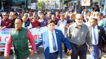 সিলেটে আওয়ামী লীগের বিজয় শোভাযাত্রায় পররাষ্ট্রমন্ত্রী